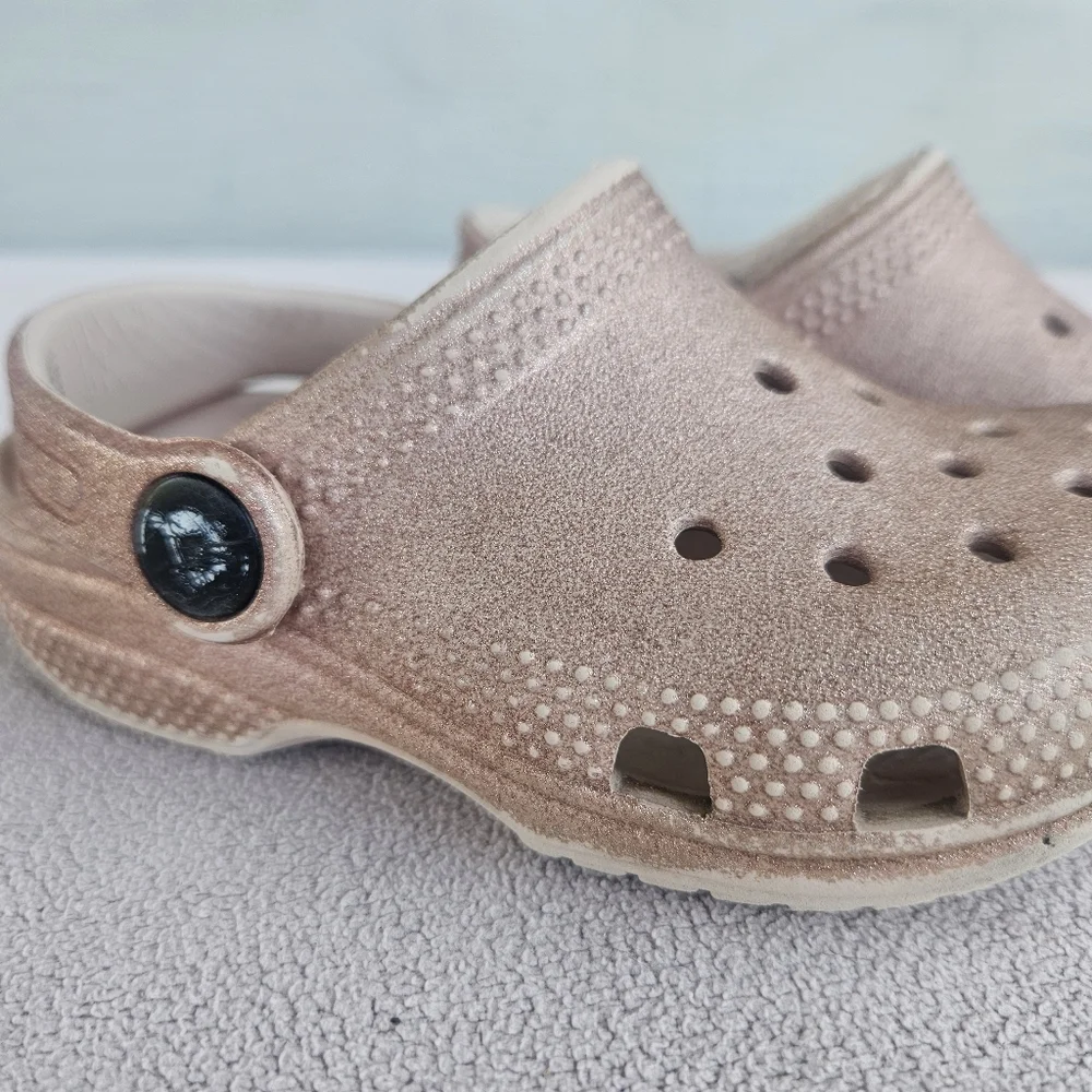 Crocs Classic Clog Toddler SZ 7 Slip-On Sparkle Glitter Beige Water Shoes